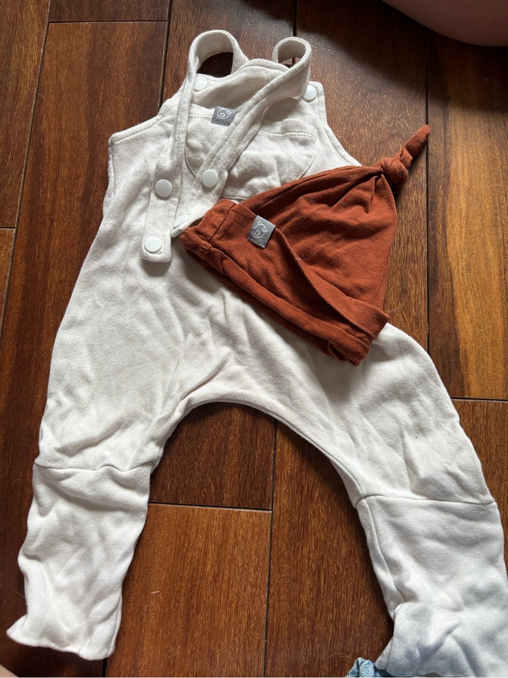 Organic Cotton Cream Romper with Rust Knot Hat - Baby Matching Set